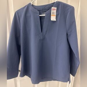 Vineyard vines blue blouse small